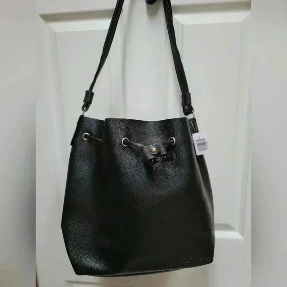 Bella Russo NWT Pebbled Faux Leather Drawstring Bucket Bag w/matching Wallet - Picture 1 of 6